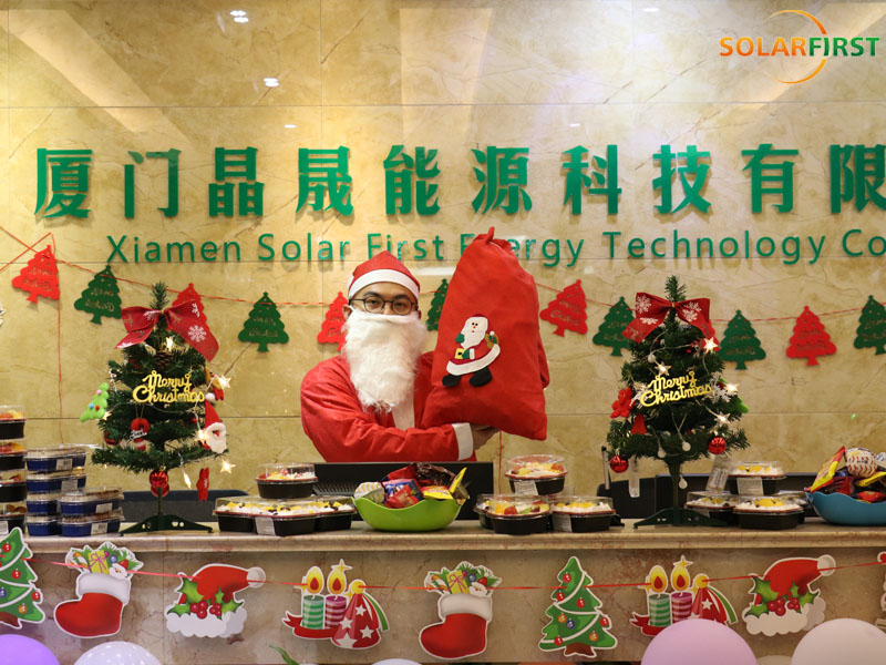 Celebrando la Navidad 丨 ¡Feliz Navidad de parte de Solar First Group!
