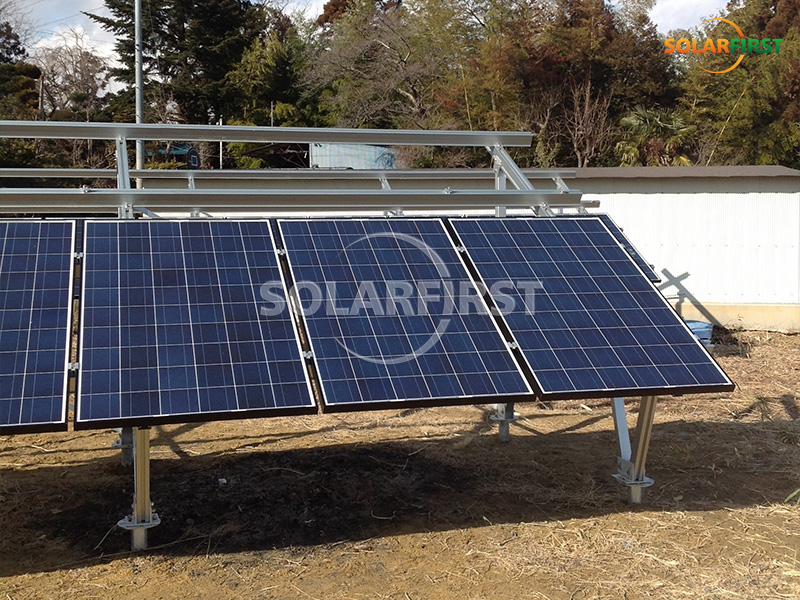 Central eléctrica solar terrestre de 165 kWp en Japón