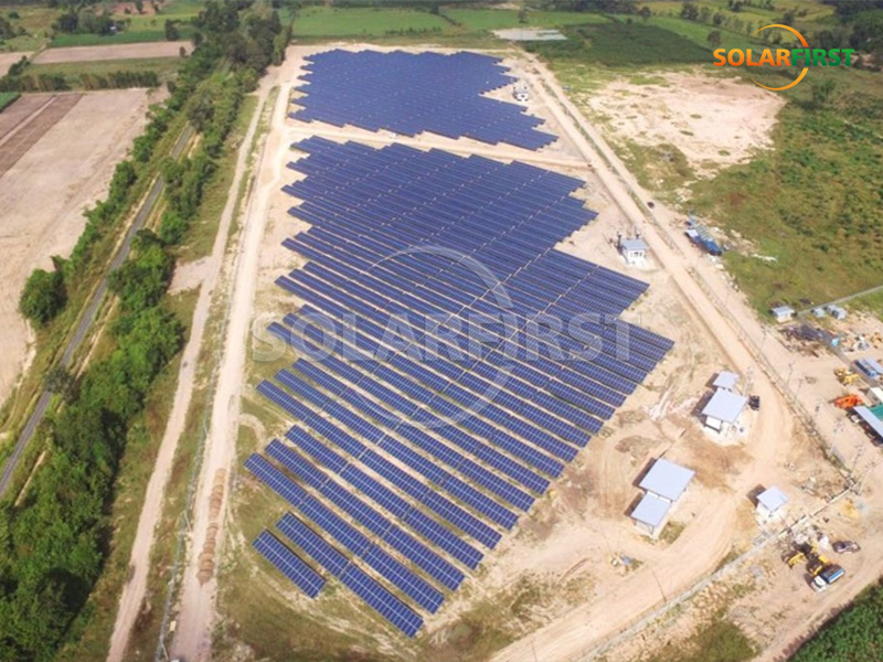 Central eléctrica solar terrestre de 7 MWp en Japón