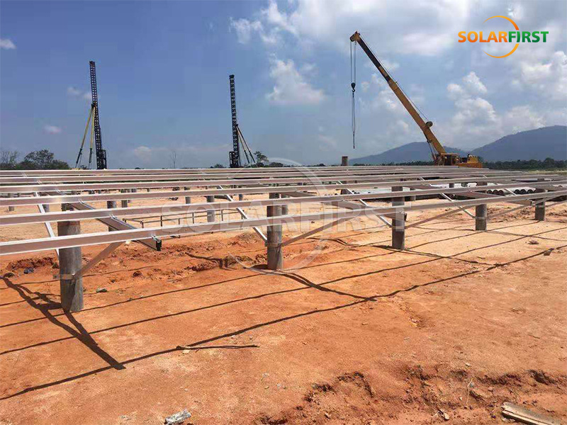 Central eléctrica solar terrestre de 13 MWp en Malasia