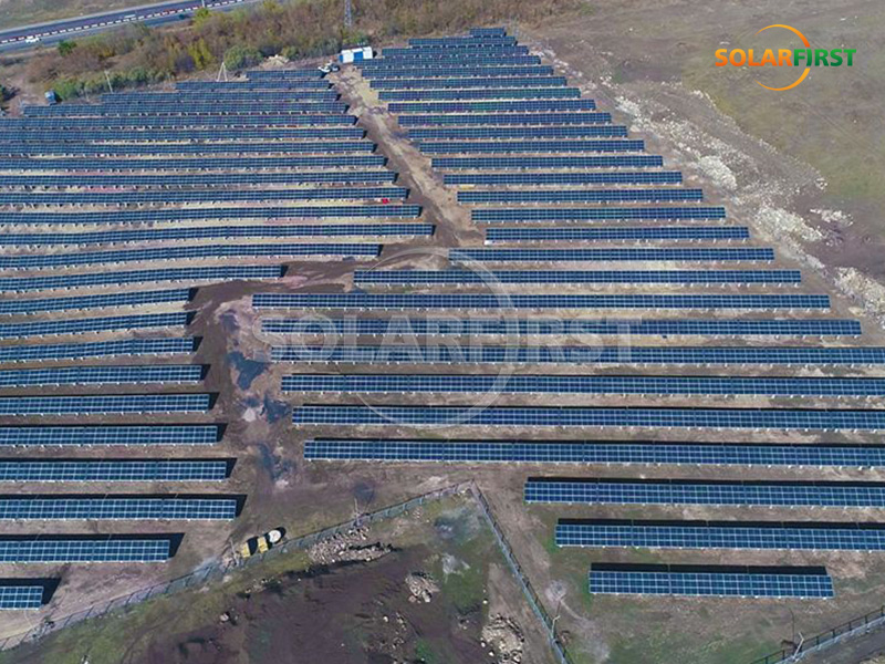 Central eléctrica solar terrestre de 2 MWp en Armenia