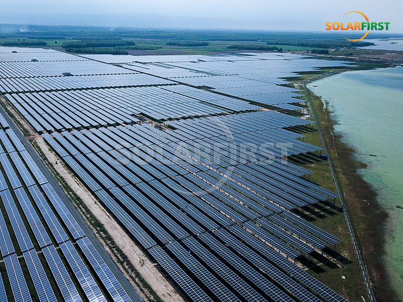 Central eléctrica solar terrestre de 108 MWp en Vietnam