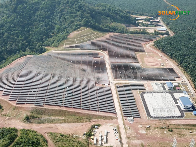 Central eléctrica solar terrestre de 45 MWp en Malasia
