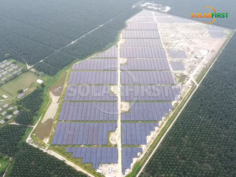 Central eléctrica solar terrestre de 30 MWp en Malasia