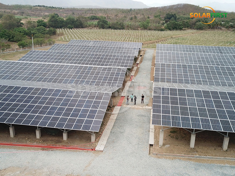 Central eléctrica solar terrestre agrícola de 15 MWp en Vietnam.