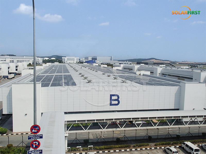 Central eléctrica solar con techo metálico de 5,8 MWp en Malasia