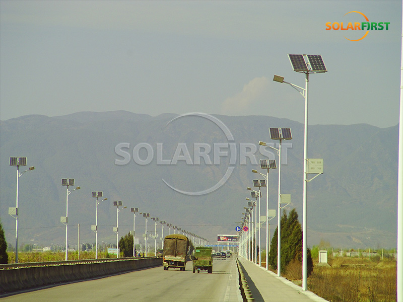 Solución de alumbrado público solar en China