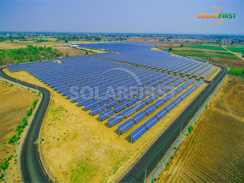 Solución de seguimiento plano de un solo eje de 10 MWp en Tailandia