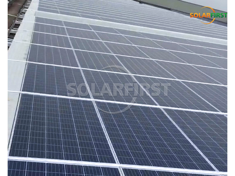 Solución de techo solar fotovoltaico integrado en edificios (BIPV) de 1,2 MWp en China