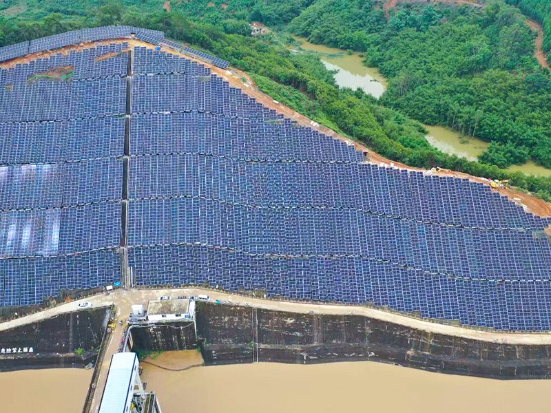 El proyecto de demostración de soporte de suspensión flexible a gran escala para pendientes pronunciadas de Wuzhou está listo para la conexión a la red eléctrica.