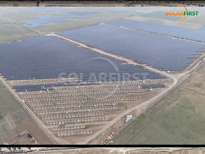 Parque solar Solar First Group Georgia de 23,8 MWp: Montaje fiable en clima húmedo y cálido.