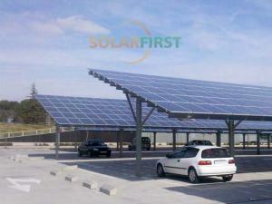 montaje de garaje de tierra solar de acero